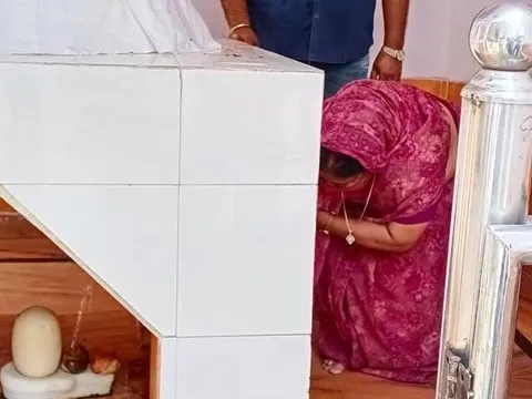 सराय काले खां शिव मंदिर में पूजा-अर्चना एवं आरडब्ल्यूए संग निरीक्षण — 17
