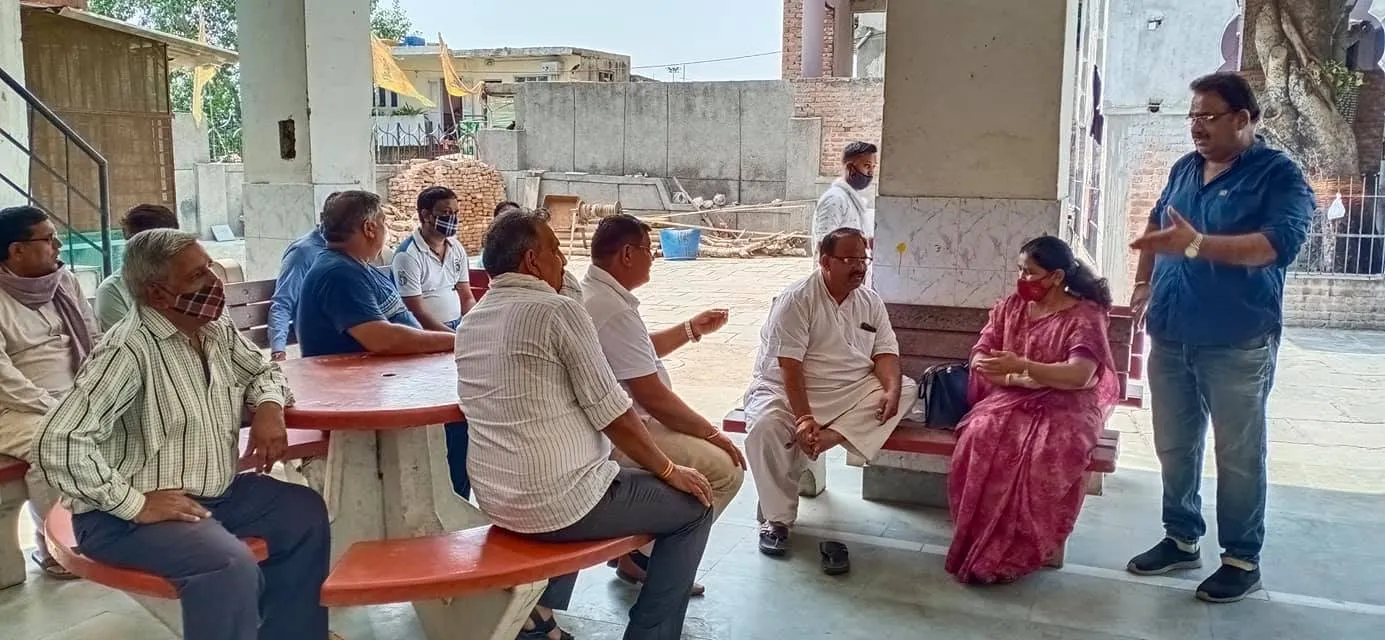 सराय काले खां शिव मंदिर में पूजा-अर्चना एवं आरडब्ल्यूए संग निरीक्षण — तस्वीर 23 में से 24