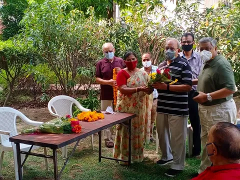 सिद्धार्थ एनक्लेव ट्राएंगल पार्क में नए आरडब्ल्यूए सदस्यों का स्वागत — 4