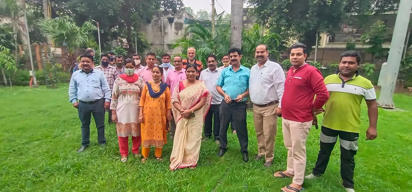 ज्ञानचंद पार्क में शीला दीक्षित जी की पुण्यतिथि पर वृक्षारोपण — तस्वीर 10 में से 16