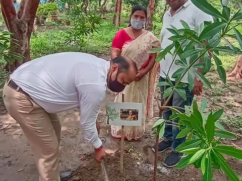 राजीव गांधी स्मृति वन में शीला दीक्षित जी की पुण्यतिथि पर वृक्षारोपण — 4