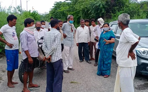 बेला गांव व मूलचंद बस्ती में जलभराव समस्या पर मुलाकात