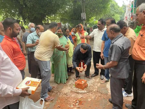 सिद्धार्थ बस्ती में गलियों के नवनिर्माण कार्य का शुभारंभ — 5