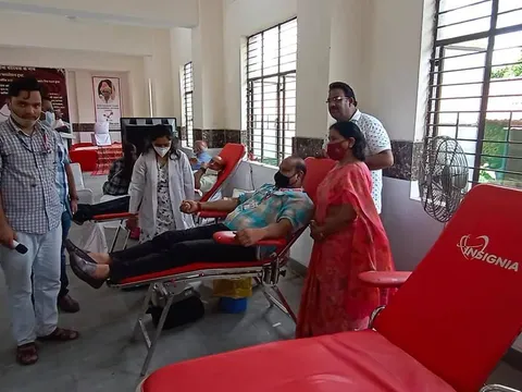 नगली रजापुर में युवा मंच फाउंडेशन द्वारा ब्लड डोनेशन कैंप — 6