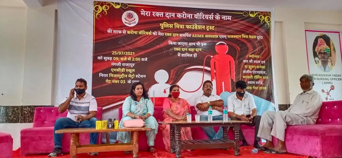 नगली रजापुर में युवा मंच फाउंडेशन द्वारा ब्लड डोनेशन कैंप — तस्वीर 8 में से 16