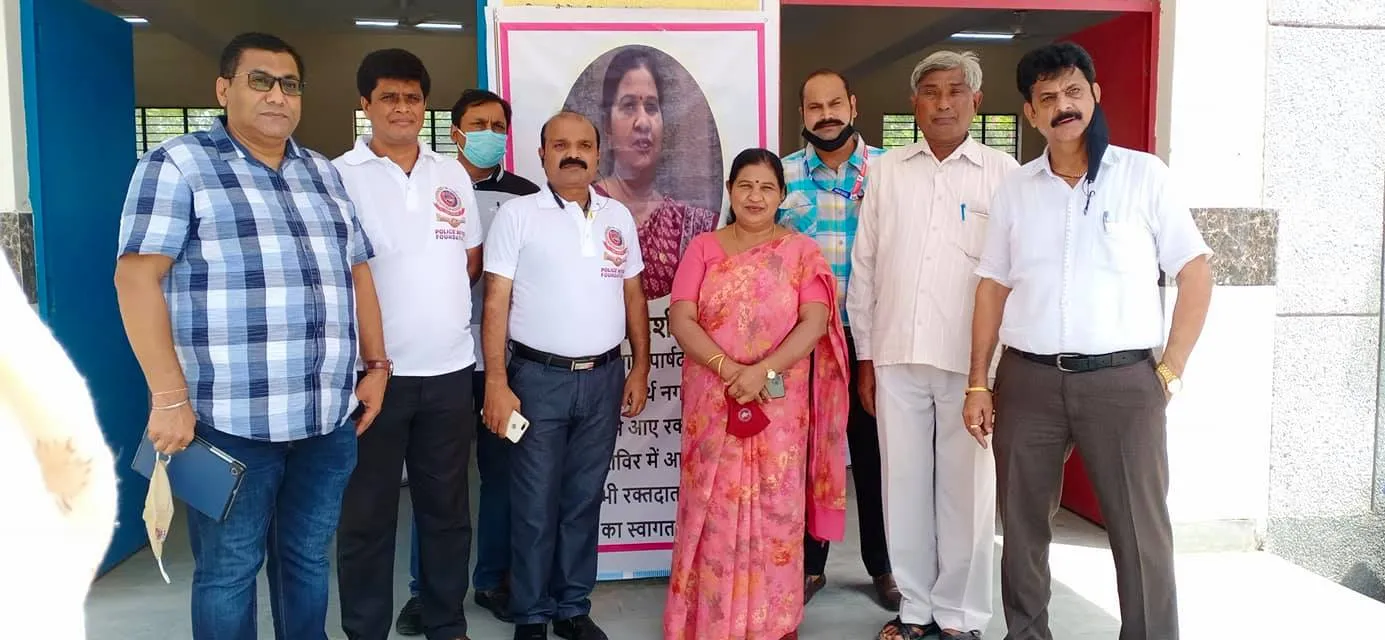 नगली रजापुर में युवा मंच फाउंडेशन द्वारा ब्लड डोनेशन कैंप — तस्वीर 15 में से 16