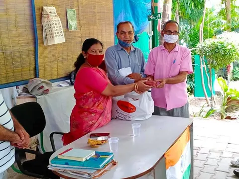 जीवन नगर सीनियर सिटीजन पार्क में आभार व सदस्य का जन्मदिन समारोह — 9