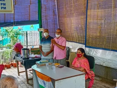 जीवन नगर सीनियर सिटीजन पार्क में आभार व सदस्य का जन्मदिन समारोह — 13