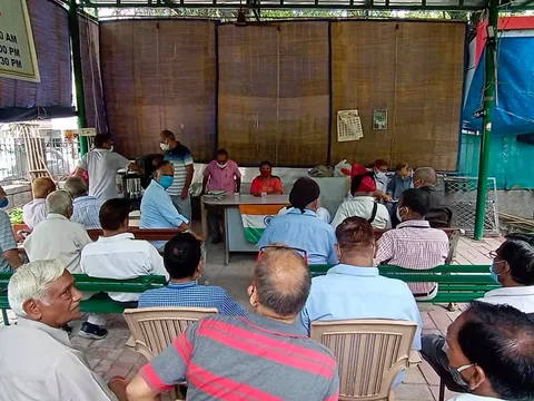 जीवन नगर सीनियर सिटीजन पार्क में आभार व सदस्य का जन्मदिन समारोह — 20