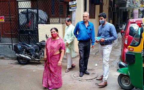 किलोकरी गांव का विभागीय अधिकारियों संग सुबह निरीक्षण