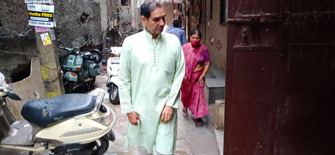 किलोकरी गांव का विभागीय अधिकारियों संग सुबह निरीक्षण — तस्वीर 3 में से 12