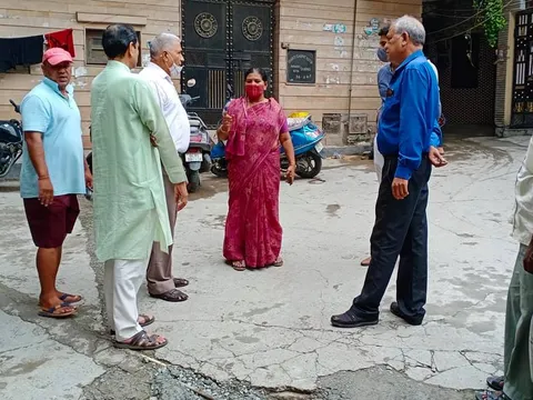 किलोकरी गांव का विभागीय अधिकारियों संग सुबह निरीक्षण — 11