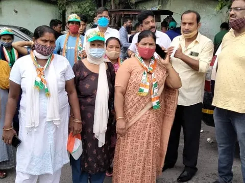 बेरोजगारी व बढ़ती महंगाई के विरुद्ध प्रदर्शन — 4