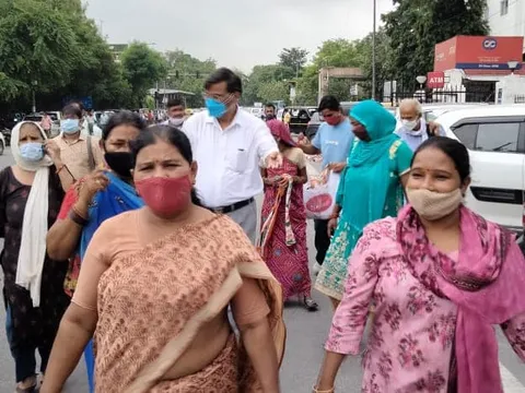 बेरोजगारी व बढ़ती महंगाई के विरुद्ध प्रदर्शन — 9
