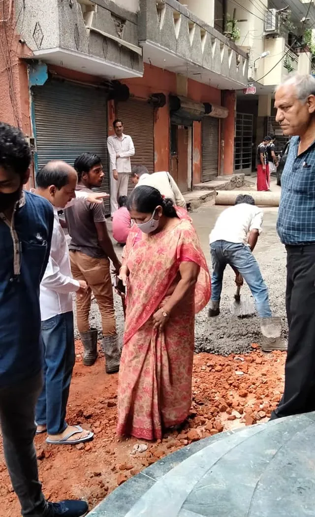 किलोकरी वैष्णो माता मंदिर के आस-पास गलियों के नवनिर्माण का शुभारंभ — तस्वीर 4 में से 12