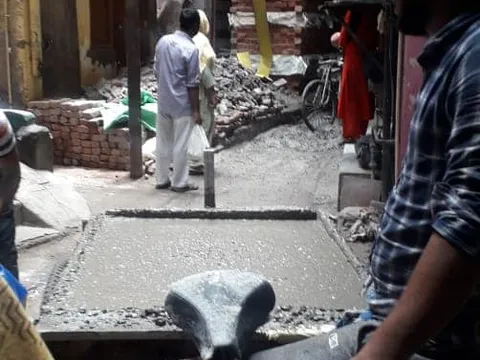 सराय काले खां ईशाक मस्जिद के आस-पास गलियों के नवनिर्माण का शुभारंभ