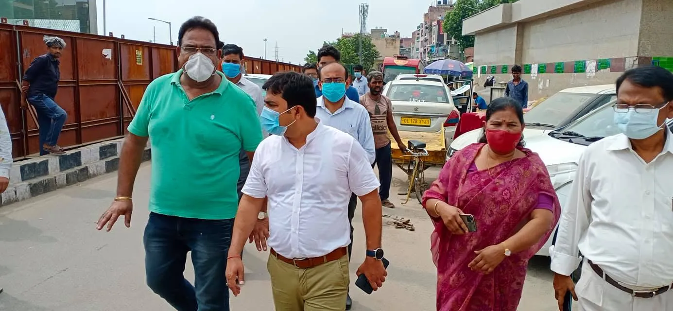 उपायुक्त संग सराय काले खां क्षेत्र का निरीक्षण दौरा — तस्वीर 7 में से 19
