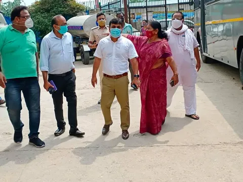 उपायुक्त संग सराय काले खां क्षेत्र का निरीक्षण दौरा — 17