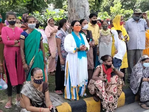जंतर मंतर पर दलितों पर अत्याचार के विरुद्ध प्रदर्शन — 4