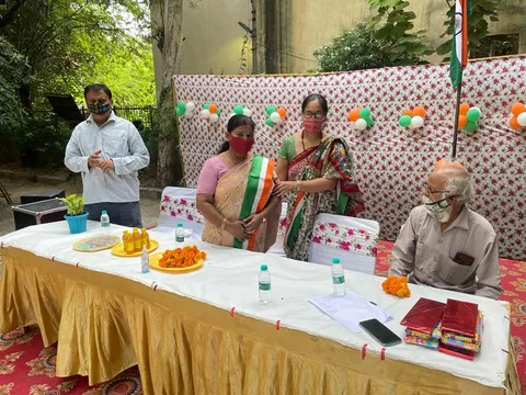 75वां स्वतंत्रता दिवस: किलोकरी गांव एसडीएमसी स्कूल में ध्वजारोहण — 8