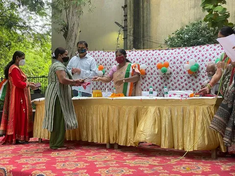 75वां स्वतंत्रता दिवस: किलोकरी गांव एसडीएमसी स्कूल में ध्वजारोहण — 12