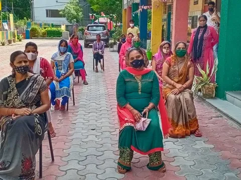 75वां स्वतंत्रता दिवस: जीवन नगर एसडीएमसी बॉयज स्कूल में ध्वजारोहण — 2
