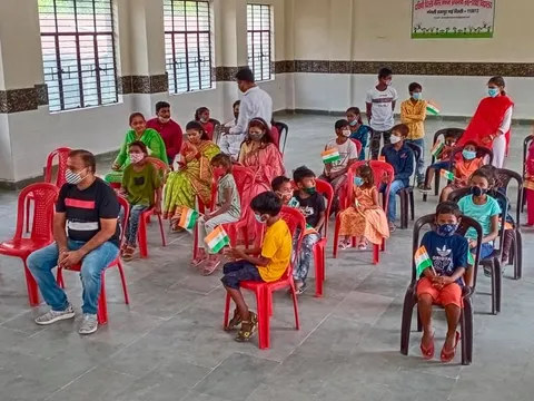 75वां स्वतंत्रता दिवस: नगली रजापुर एसडीएमसी स्कूल में ध्वजारोहण — 9
