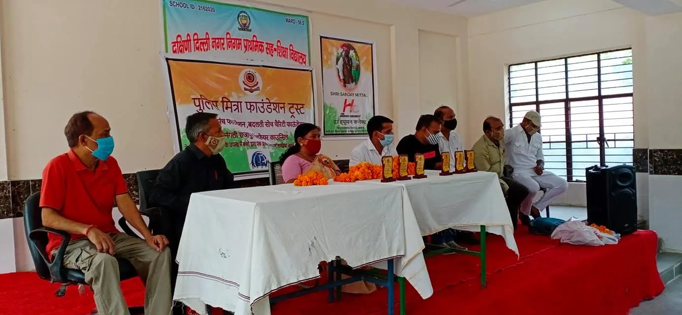 75वां स्वतंत्रता दिवस: नगली रजापुर एसडीएमसी स्कूल में ध्वजारोहण — तस्वीर 17 में से 24