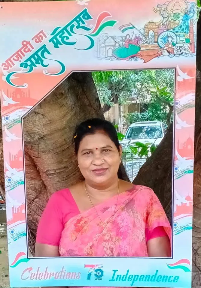 75वां स्वतंत्रता दिवस: सिद्धार्थ एनक्लेव सेंट्रल पार्क में ध्वजारोहण — तस्वीर 1 में से 20