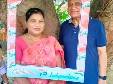 75वां स्वतंत्रता दिवस: सिद्धार्थ एनक्लेव सेंट्रल पार्क में ध्वजारोहण — 2