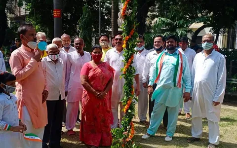 75वां स्वतंत्रता दिवस: राजेश वाले पार्क में ध्वजारोहण