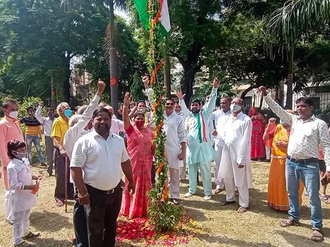 75वां स्वतंत्रता दिवस: राजेश वाले पार्क में ध्वजारोहण — 6