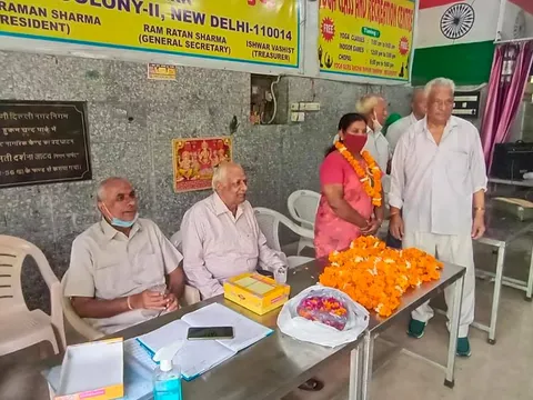 75वां स्वतंत्रता दिवस: सनलाइट कॉलोनी नं 2 हुकुम चंद पार्क में ध्वजारोहण — 16