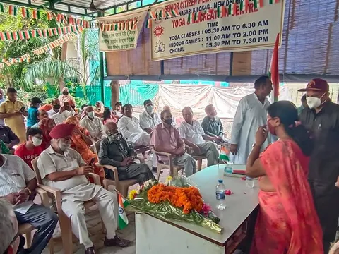 75वां स्वतंत्रता दिवस: जीवन नगर सीनियर सिटीजन पार्क में ध्वजारोहण — 3