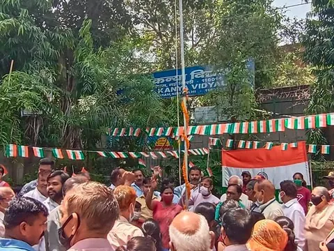 75वां स्वतंत्रता दिवस: जीवन नगर सीनियर सिटीजन पार्क में ध्वजारोहण — 11