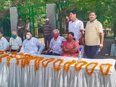 75वां स्वतंत्रता दिवस: अंबेडकर पार्क में ध्वजारोहण — 15
