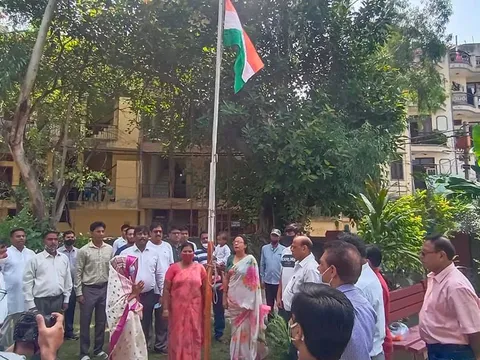 75वां स्वतंत्रता दिवस: लॉर्ड बुद्धा पार्क (सिद्धार्थ नगर अंडरपास) में ध्वजारोहण — 2