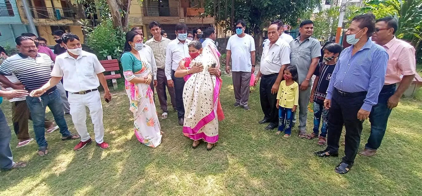 75वां स्वतंत्रता दिवस: लॉर्ड बुद्धा पार्क (सिद्धार्थ नगर अंडरपास) में ध्वजारोहण — तस्वीर 5 में से 12
