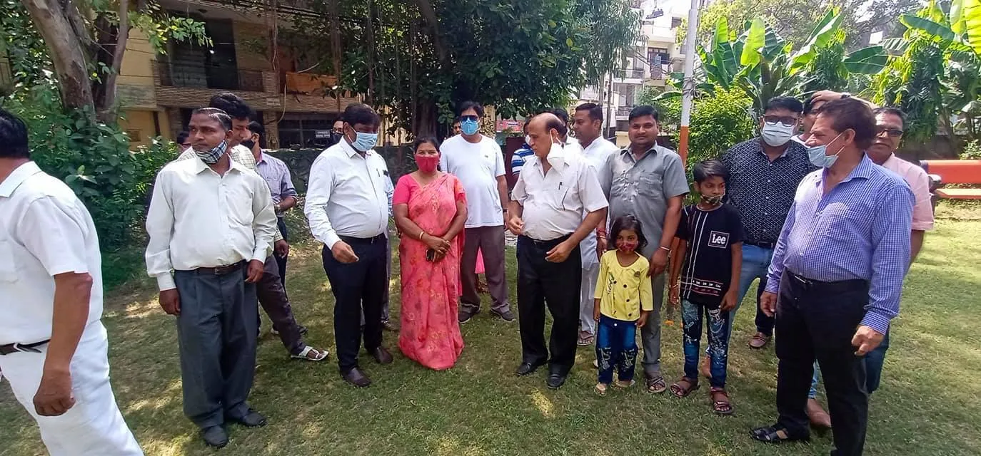 75वां स्वतंत्रता दिवस: लॉर्ड बुद्धा पार्क (सिद्धार्थ नगर अंडरपास) में ध्वजारोहण — तस्वीर 6 में से 12