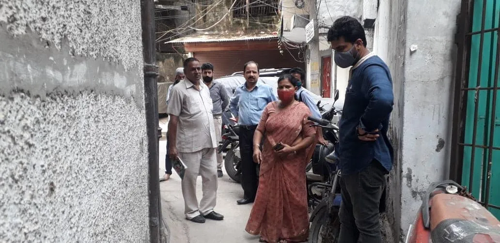 किलोकरी मस्जिद के पास आरडब्ल्यूए संग सुबह निरीक्षण — तस्वीर 6 में से 6