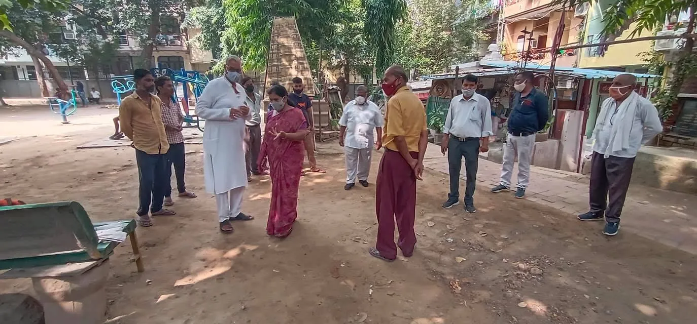 किलोकरी मद्रासी कैंप पार्क का आरडब्ल्यूए संग सुबह निरीक्षण — तस्वीर 7 में से 13