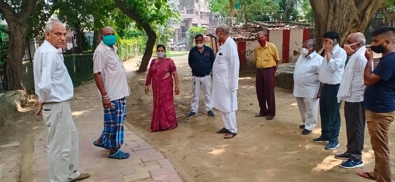 किलोकरी मद्रासी कैंप पार्क का आरडब्ल्यूए संग सुबह निरीक्षण — तस्वीर 11 में से 13