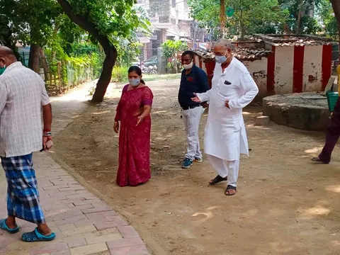 किलोकरी मद्रासी कैंप पार्क का आरडब्ल्यूए संग सुबह निरीक्षण — 12