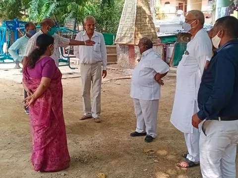 किलोकरी मद्रासी कैंप पार्क का आरडब्ल्यूए संग सुबह निरीक्षण — 13