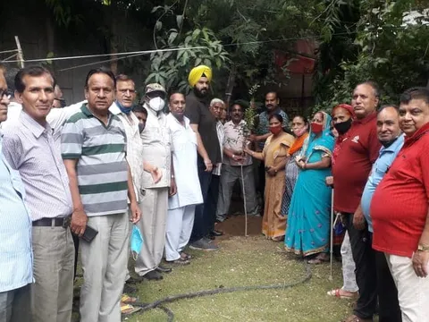 जीवन नगर में राजीव गांधी जी की जयंती पर वृक्षारोपण — 10