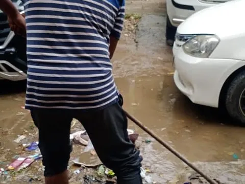 भारी बारिश के बाद जलभराव पर तत्काल कार्रवाई — 6