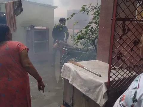 आई जी कैंप 2 में एंटी मलेरिया फॉगिंग — 3