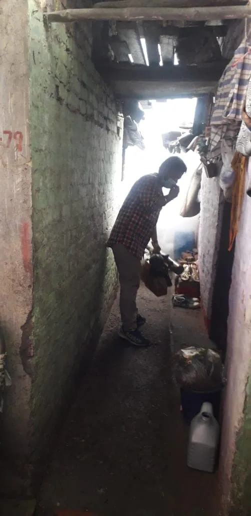 आई जी कैंप 3 (सिद्धार्थ एक्सटेंशन पॉकेट सी) में एंटी मलेरिया फॉगिंग — तस्वीर 5 में से 9