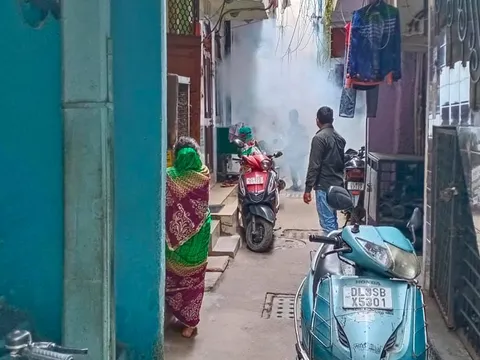 सनलाइट कॉलोनी नं 1 में एंटी मलेरिया फॉगिंग — 17