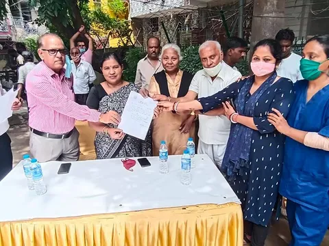 मदर डेयरी पार्क में खाली कमरा सिलाई मशीन सेंटर हेतु समर्पित